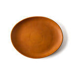 hellbrauner ovaler Teller aus portugiesischer Keramik
