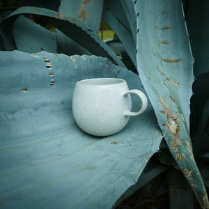 
                  
                    Laden Sie das Bild in den Galerie-Viewer, White Sand – Tasse, groß
                  
                